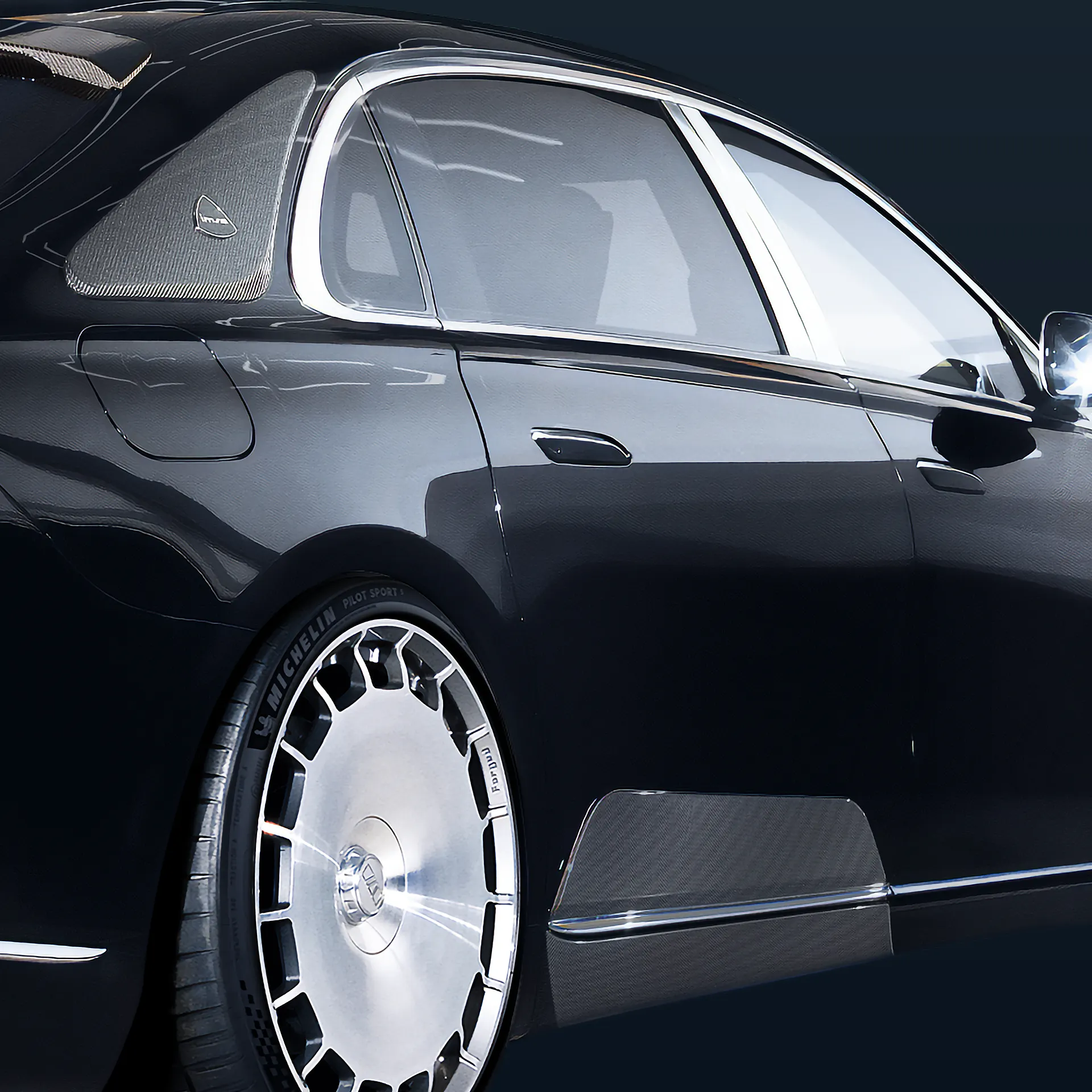 Seitenansicht des IMSA Maybach mit Fokus auf Fond und Besitzerposition